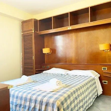 Zi Maria Hotel *